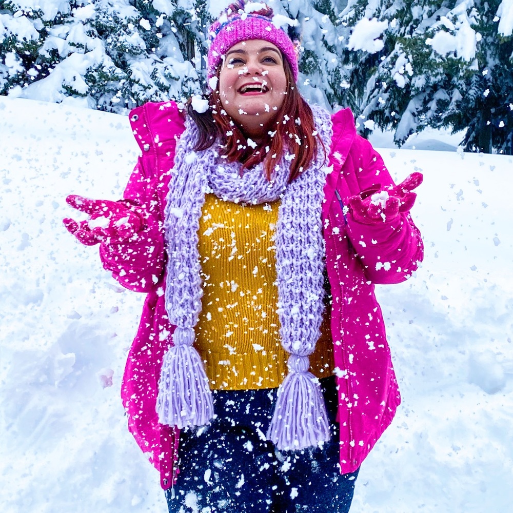 Women’s alpine action plus ski jacket